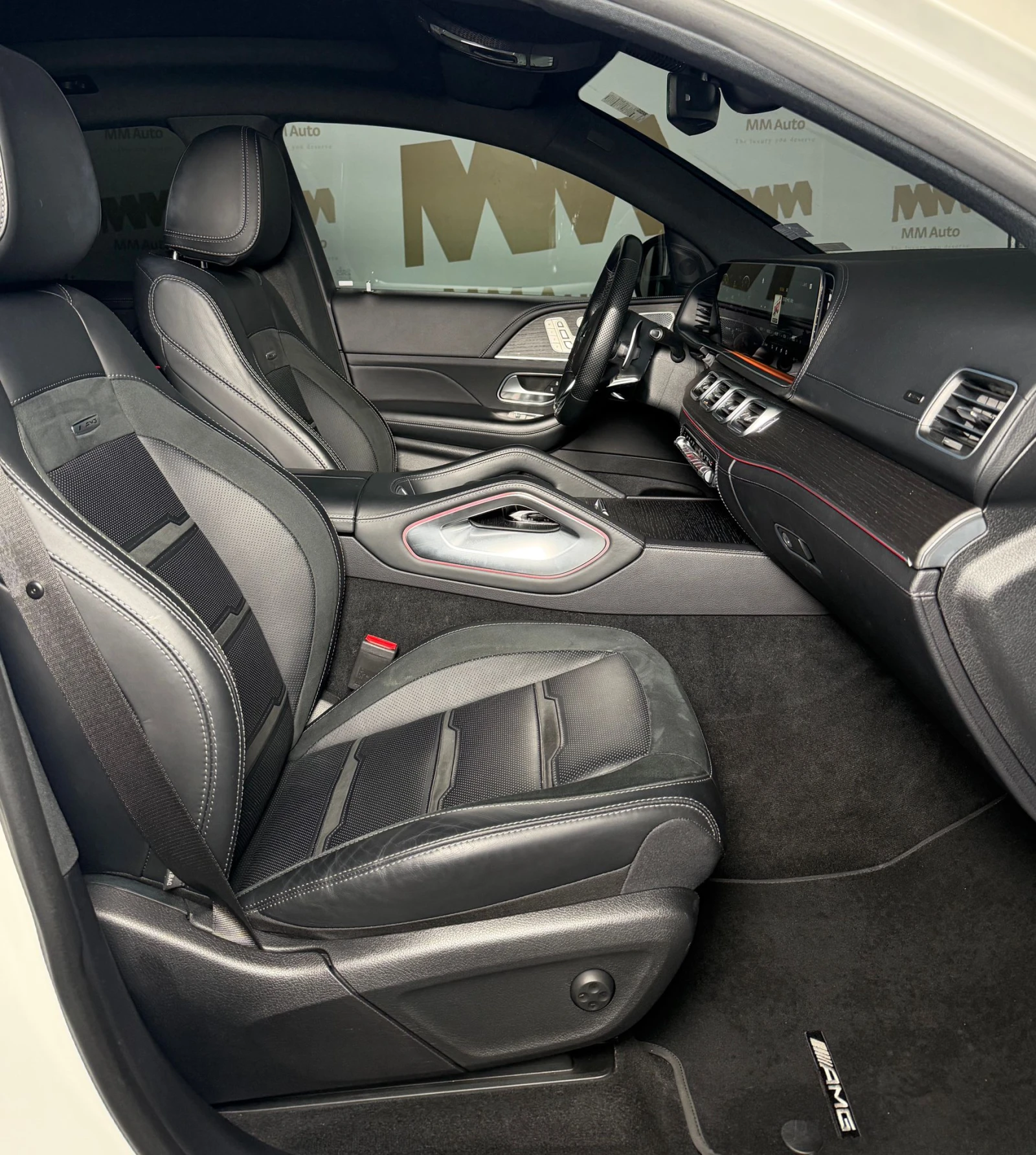 Mercedes-Benz GLE 53 4MATIC + Coupe* HuD* Pano* Вентилация* 360* Night, снимка 10 - Автомобили и джипове - 53912168