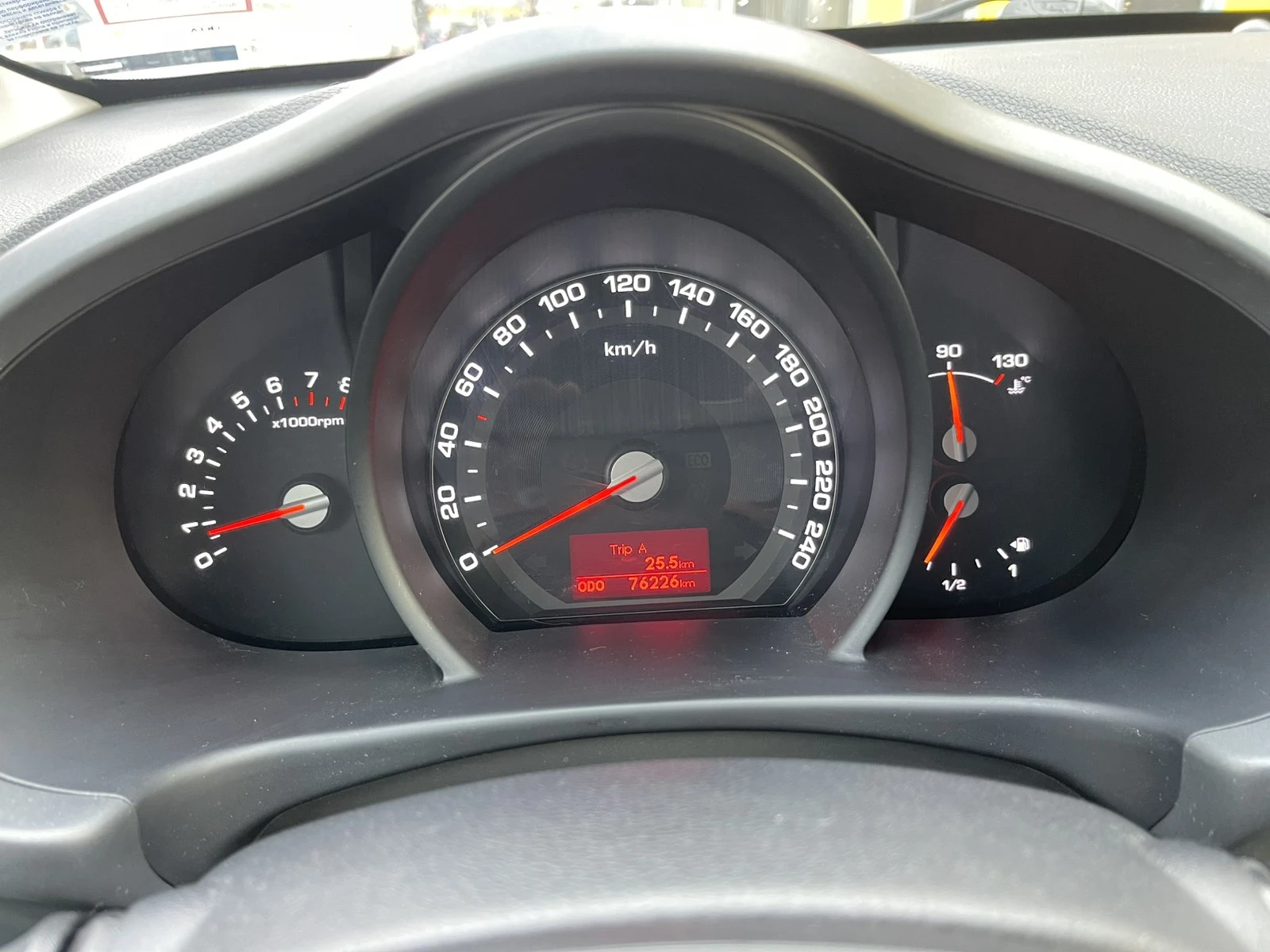 Kia Sportage Spirit 1.6 GDI 76000 KM, снимка 6 - Автомобили и джипове - 53929584