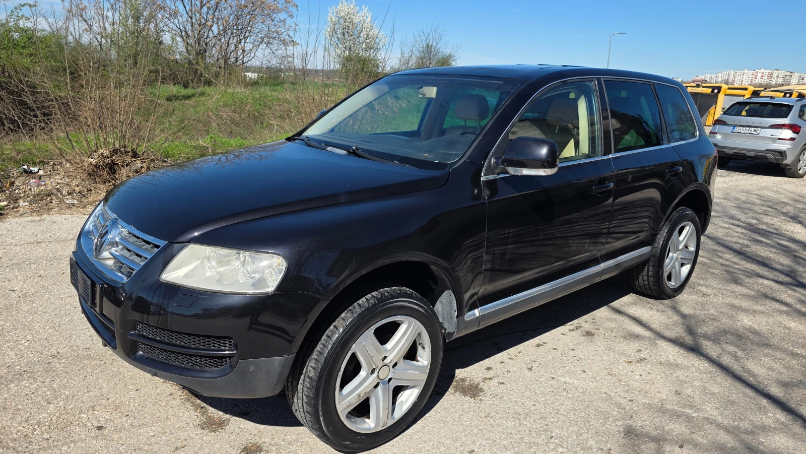 VW Touareg 2.5D, снимка 14 - Автомобили и джипове - 54115315