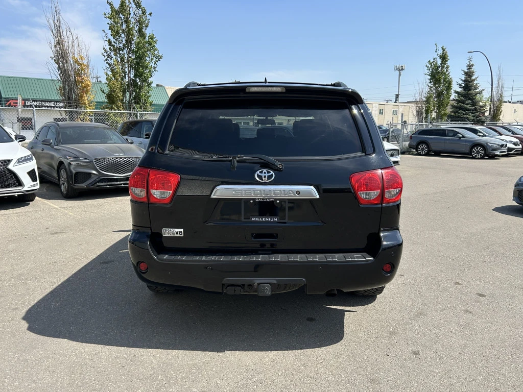 Toyota Sequoia LIMITED* 5.7* V8* ПОДГРЕВ* КАМЕРА* КЕЙЛЕС, снимка 7 - Автомобили и джипове - 54712674