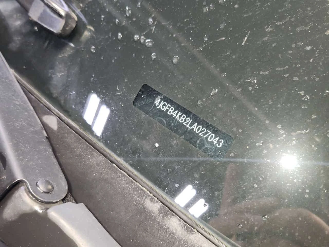 Mercedes-Benz GLE 350 * CARFAX * АВТОКРЕДИТ БЕЗ ПЪРВОНАЧАЛНА ВНОСКА, снимка 15 - Автомобили и джипове - 54774740