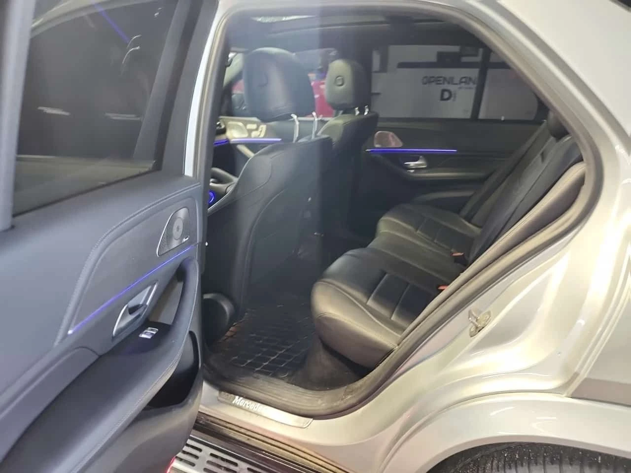 Mercedes-Benz GLE 350 * CARFAX * АВТОКРЕДИТ БЕЗ ПЪРВОНАЧАЛНА ВНОСКА, снимка 11 - Автомобили и джипове - 54774740