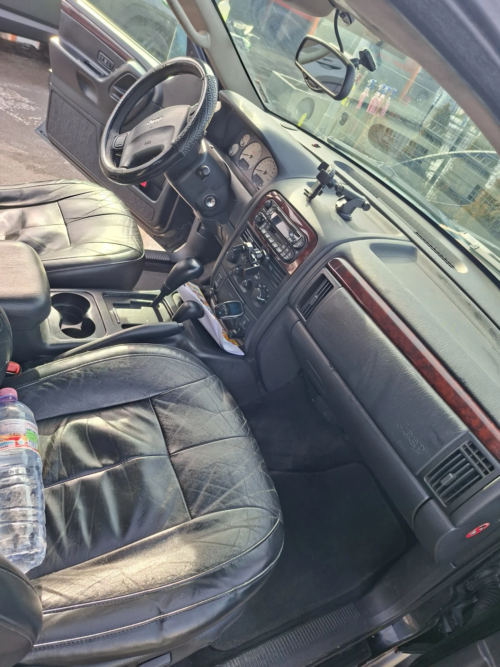 Jeep Grand cherokee, снимка 10 - Автомобили и джипове - 54984539