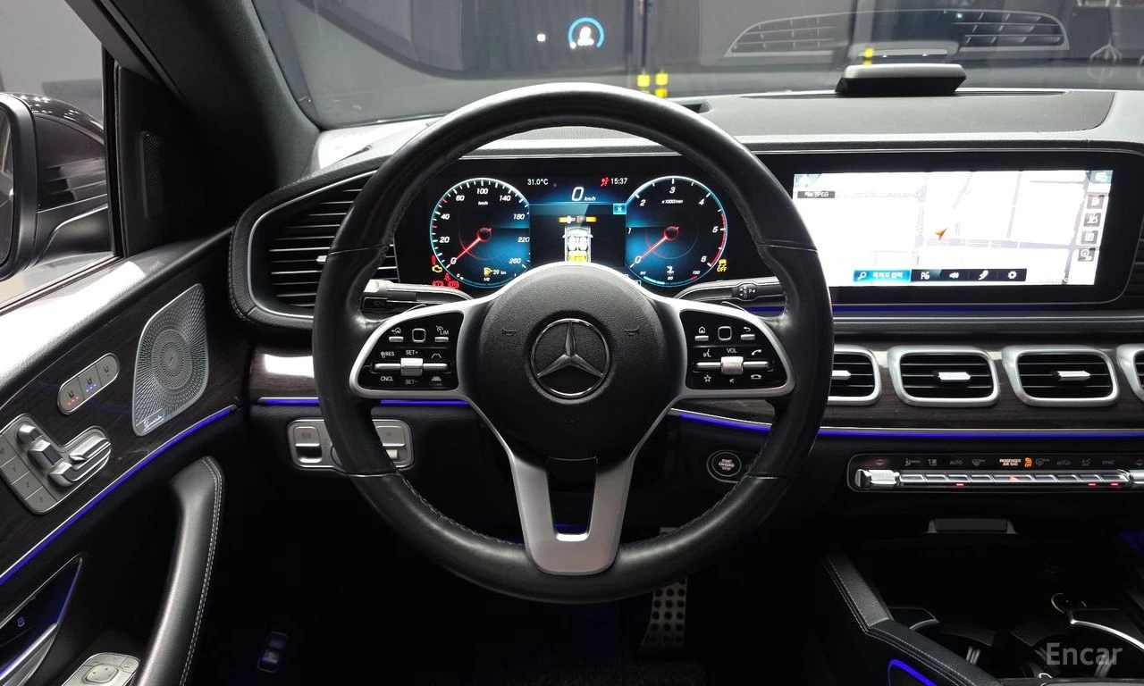 Mercedes-Benz GLE 400 Coupe AMG LINE* BURMESTER* 360* ХЕДЪП* DISTRONIC* , снимка 9 - Автомобили и джипове - 55451646