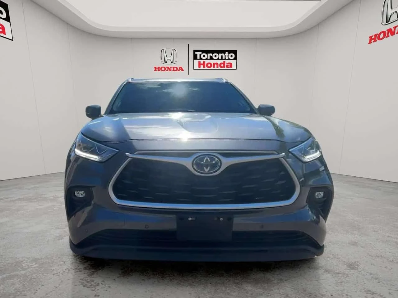 Toyota Highlander * Hybrid Limited AWD * CARFAX * 8 Местен * , снимка 2 - Автомобили и джипове - 55515924