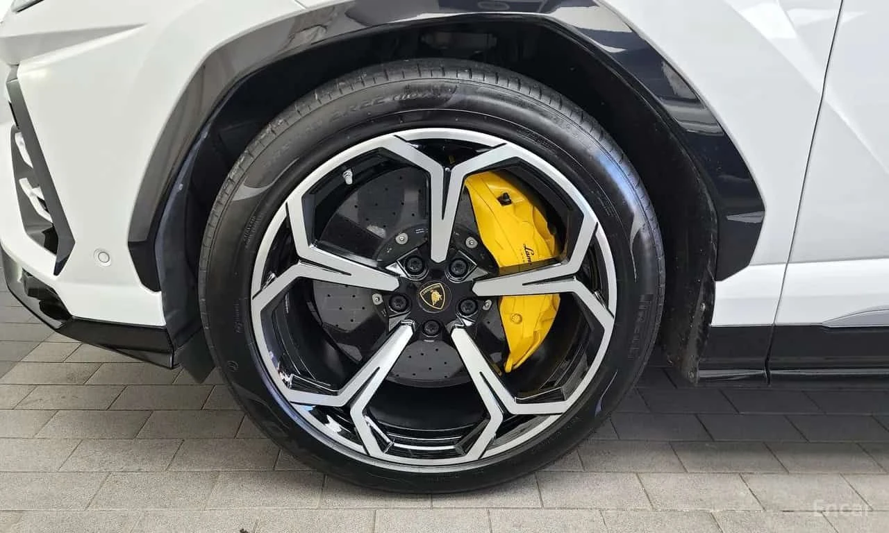 Lamborghini Urus * 4.0 V8 * ЦЕНА ДО БГ, снимка 5 - Автомобили и джипове - 55629022