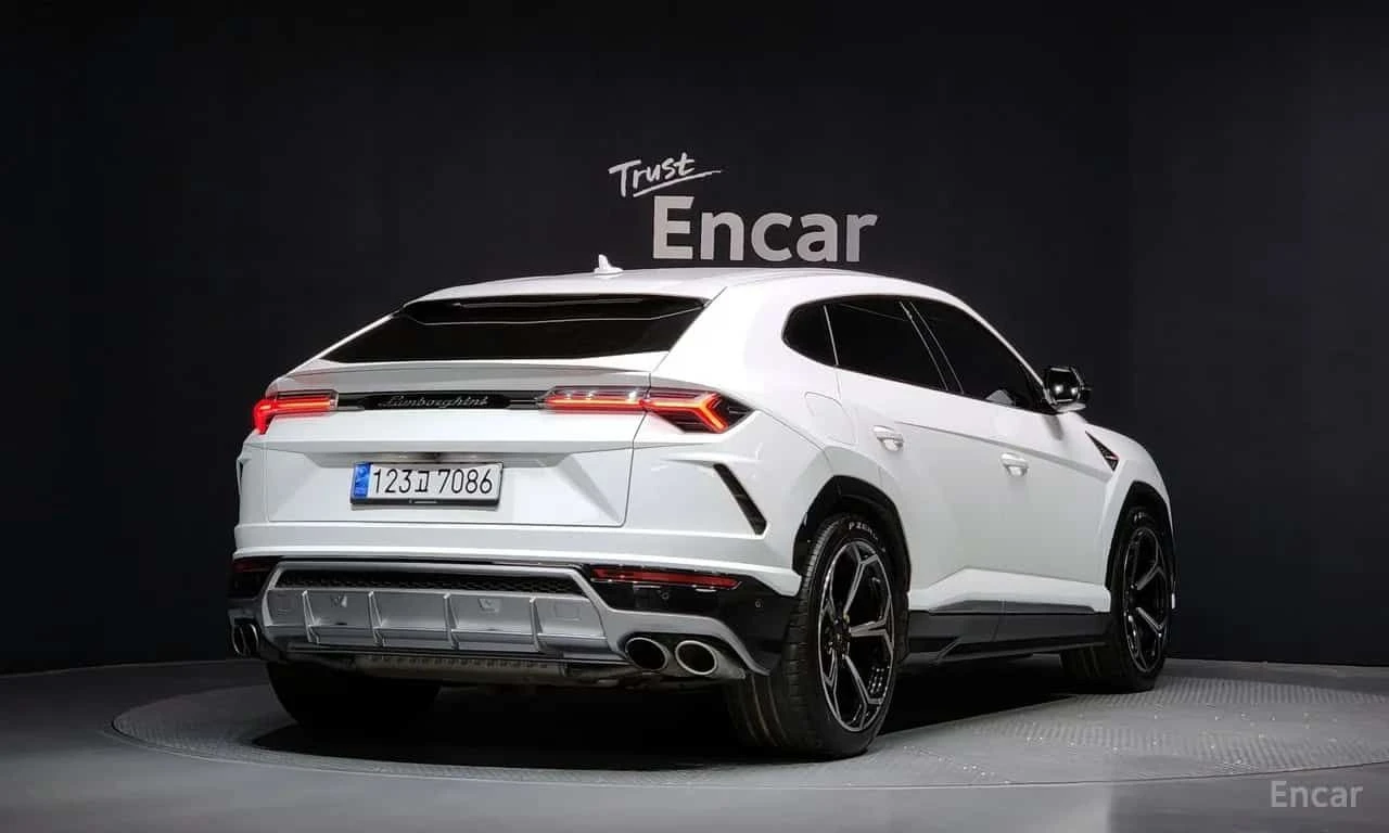 Lamborghini Urus * 4.0 V8 * ЦЕНА ДО БГ, снимка 2 - Автомобили и джипове - 55629022