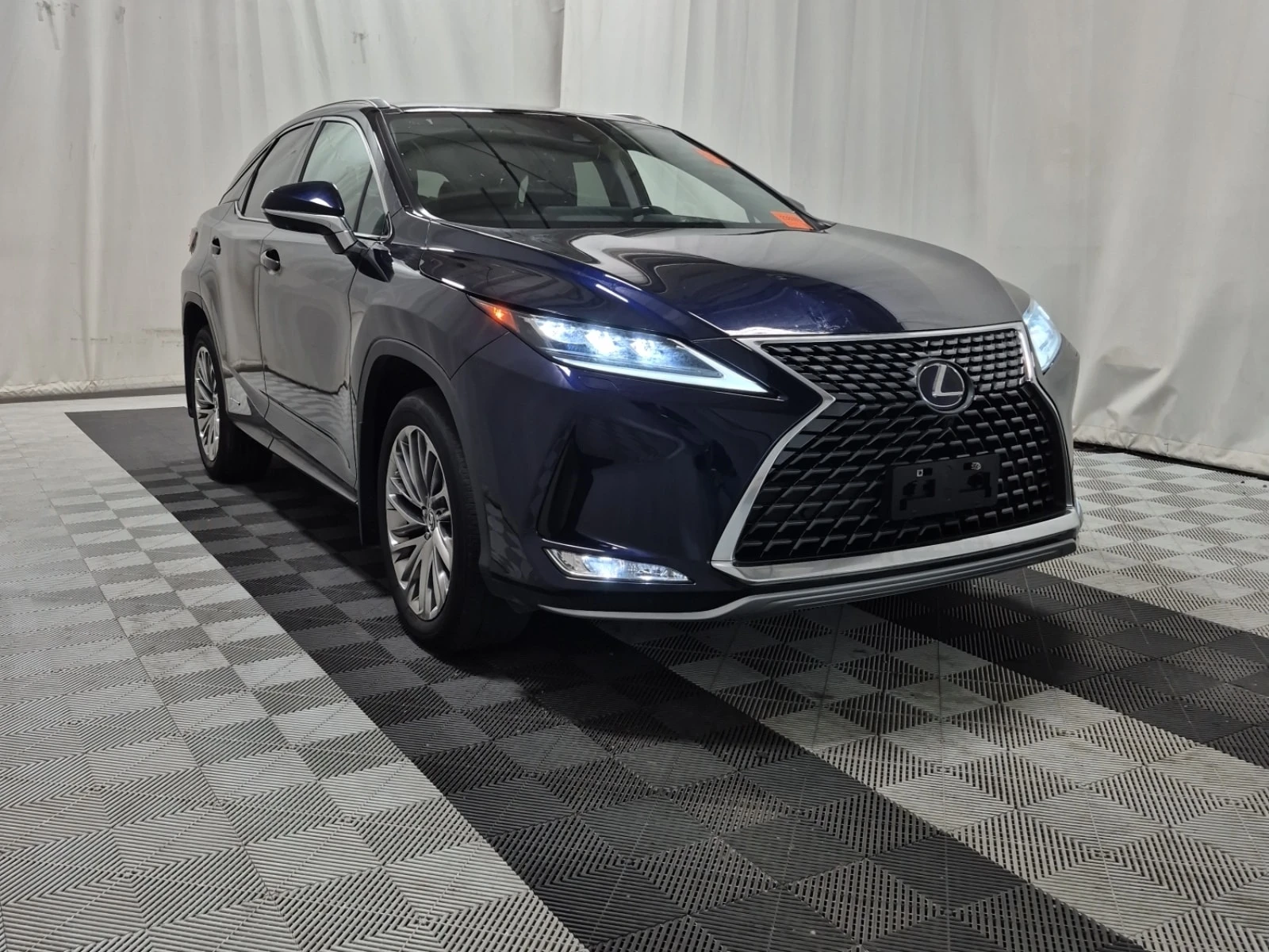 Lexus RX 450h MARK LEVINSON * FACE * AWD * ОБДУХВАНЕ * CARFAX * , снимка 2 - Автомобили и джипове - 56004344