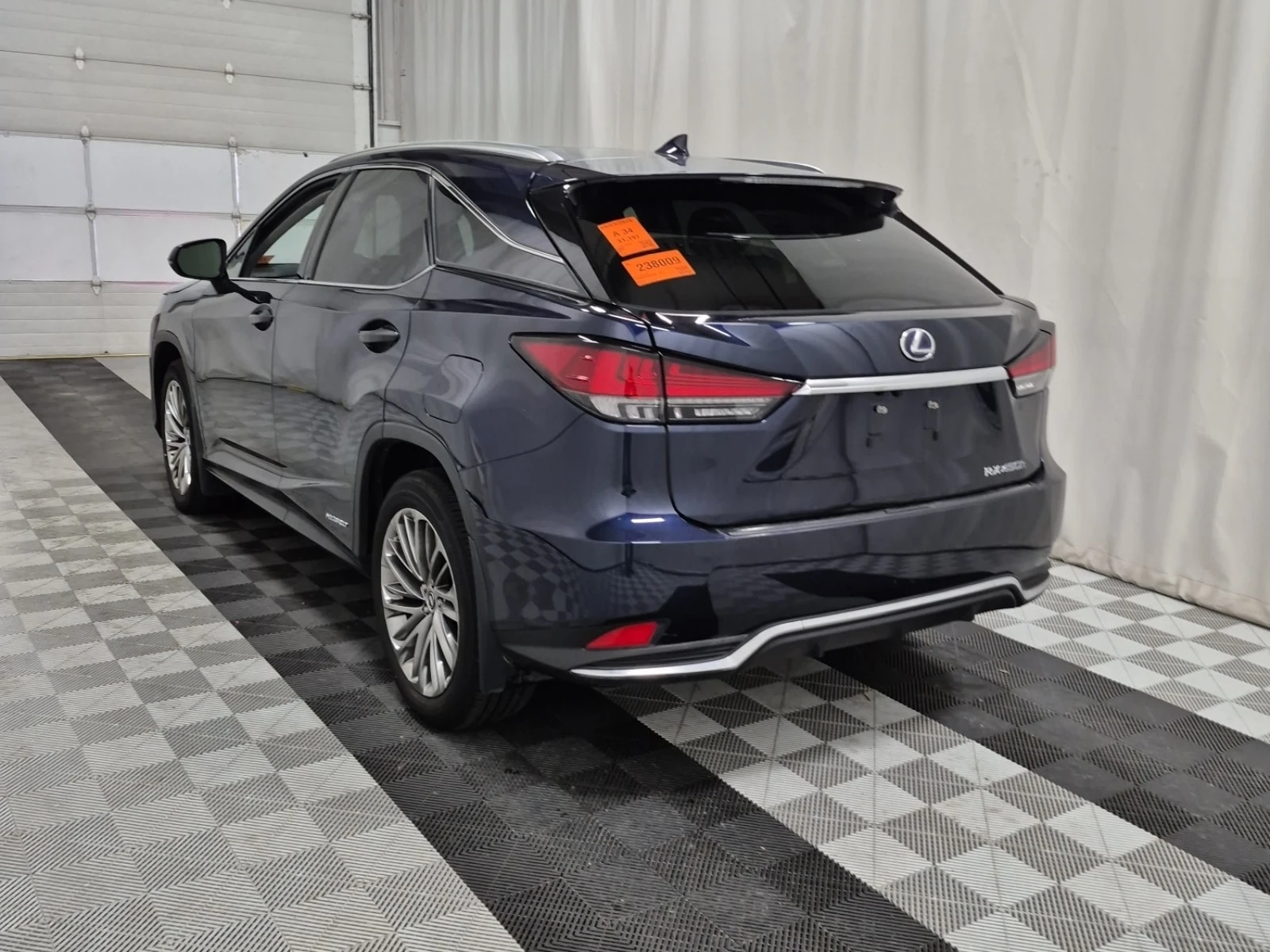 Lexus RX 450h MARK LEVINSON * FACE * AWD * ОБДУХВАНЕ * CARFAX * , снимка 5 - Автомобили и джипове - 56004344