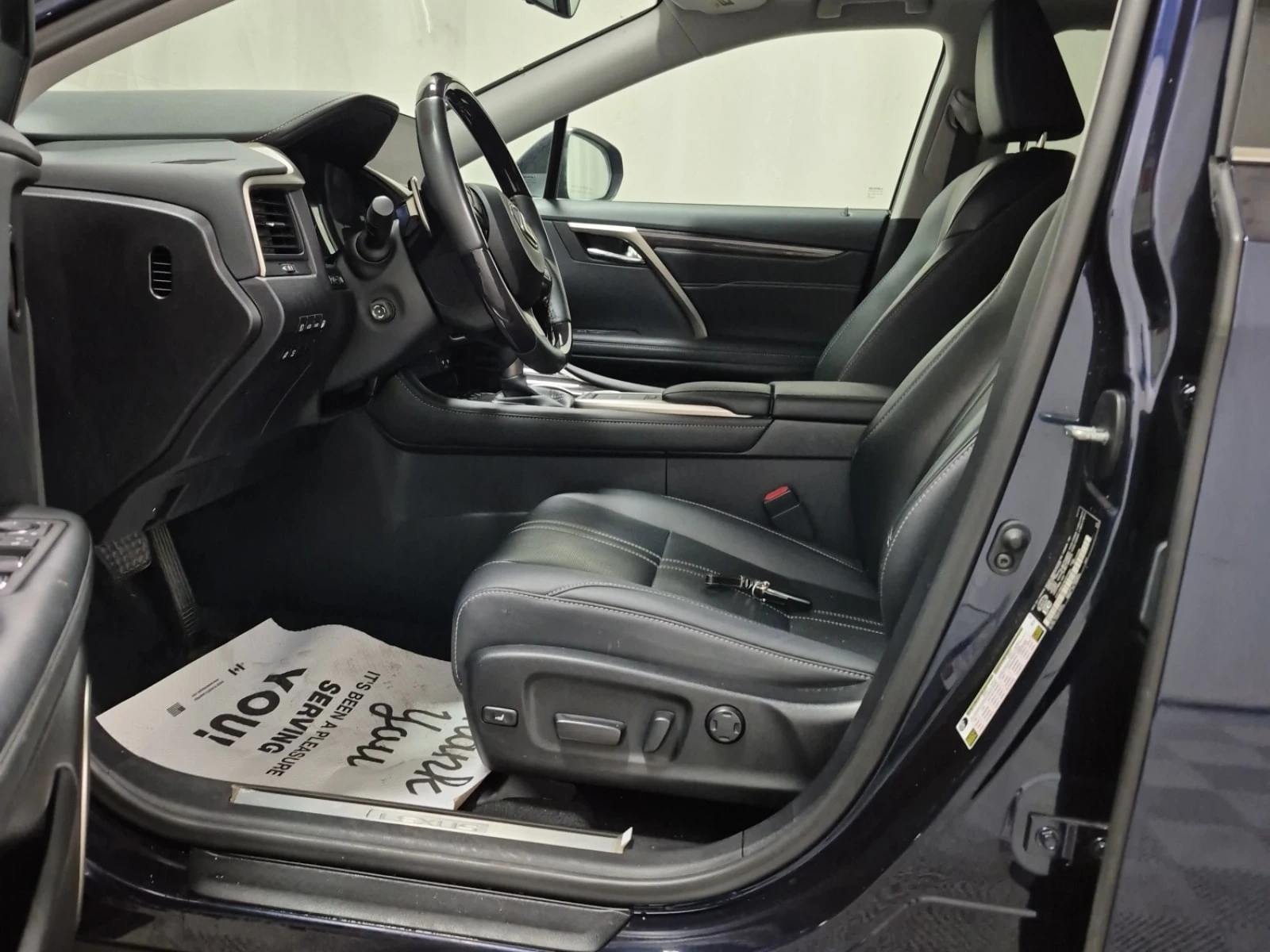 Lexus RX 450h MARK LEVINSON * FACE * AWD * ОБДУХВАНЕ * CARFAX * , снимка 6 - Автомобили и джипове - 56004344