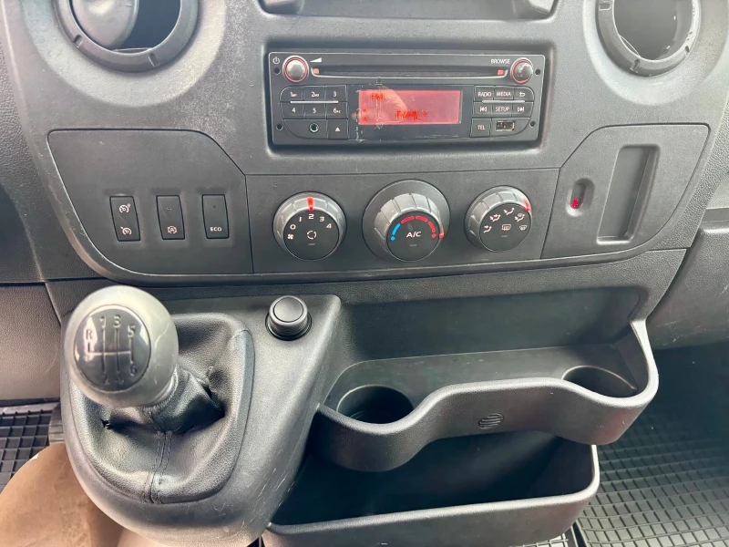 Renault Master 2.3DCI-170k XXL, снимка 10 - Бусове и автобуси - 48324760