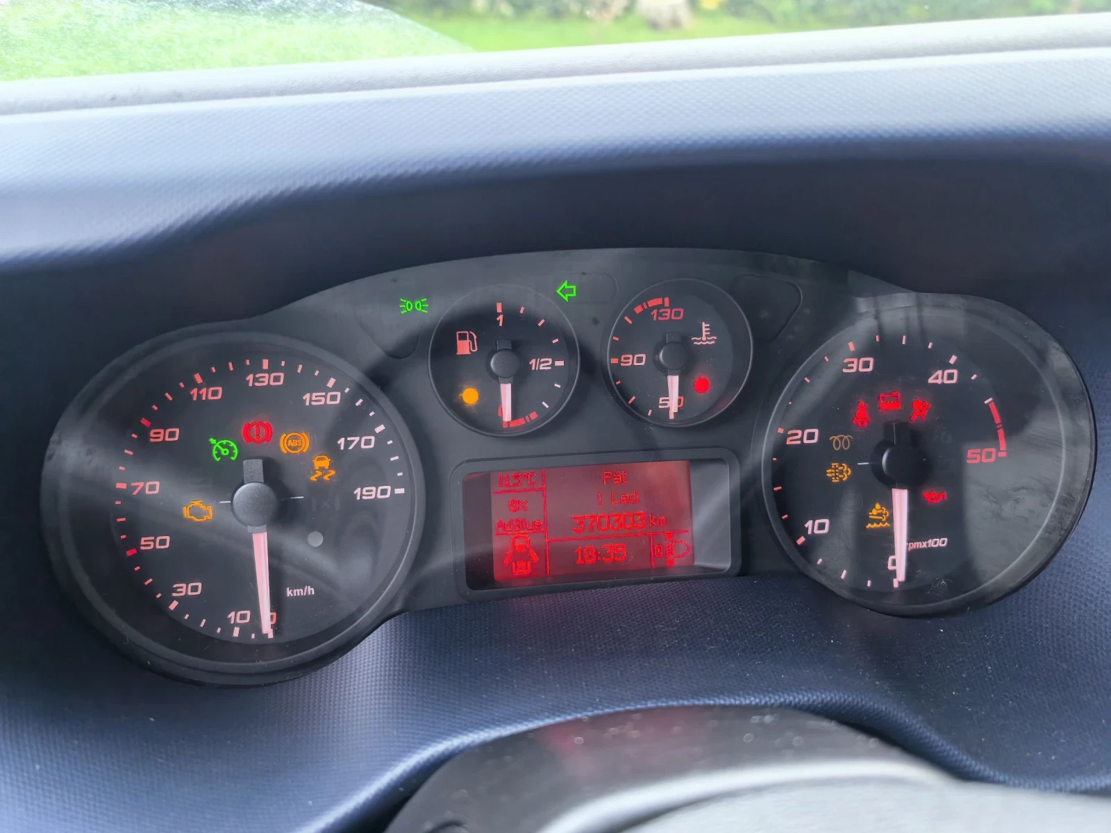 Iveco Daily 3.0 Maxi Нов внос - изображение 10