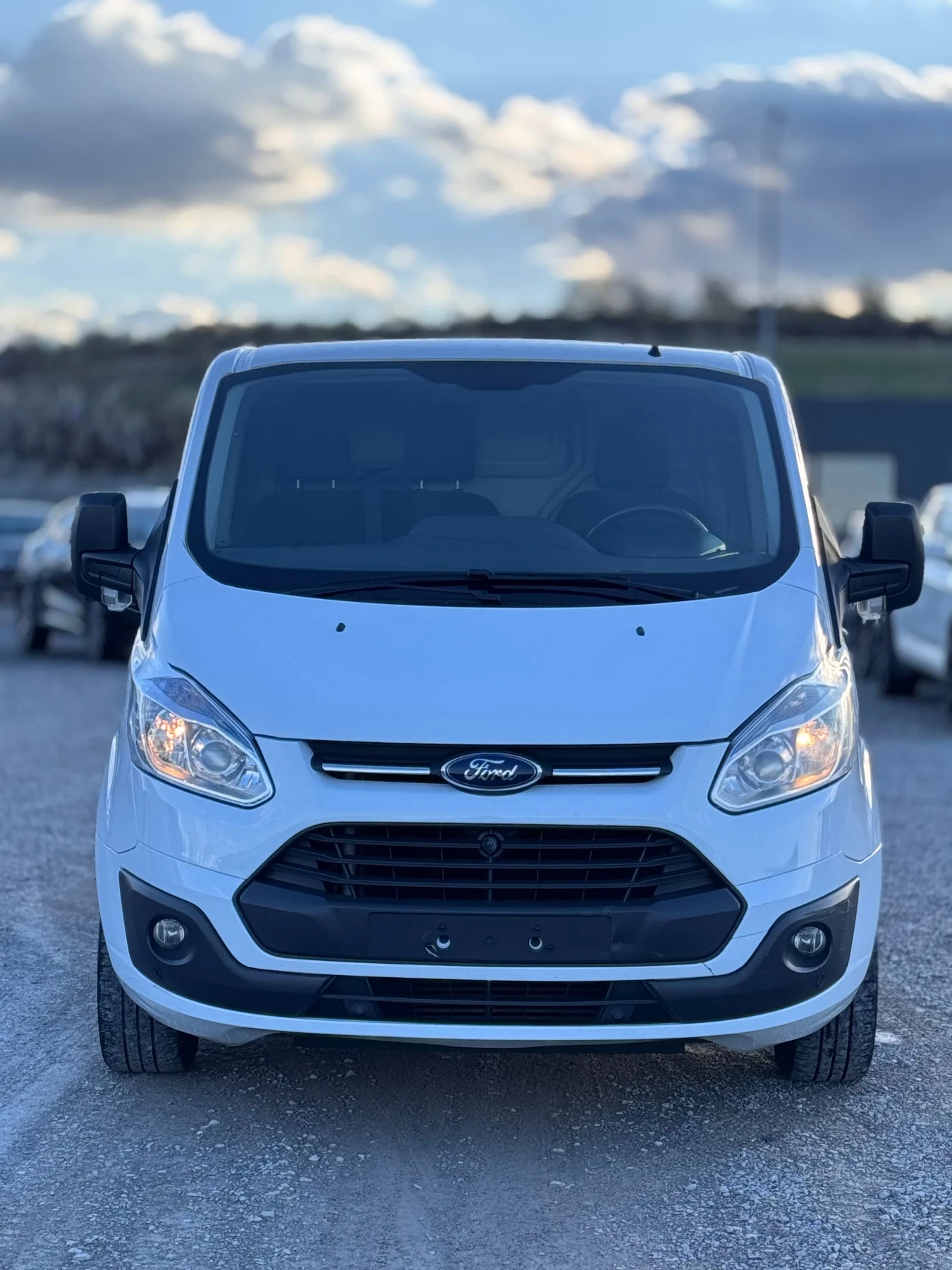 Ford Transit Custom, снимка 2 - Бусове и автобуси - 54421222