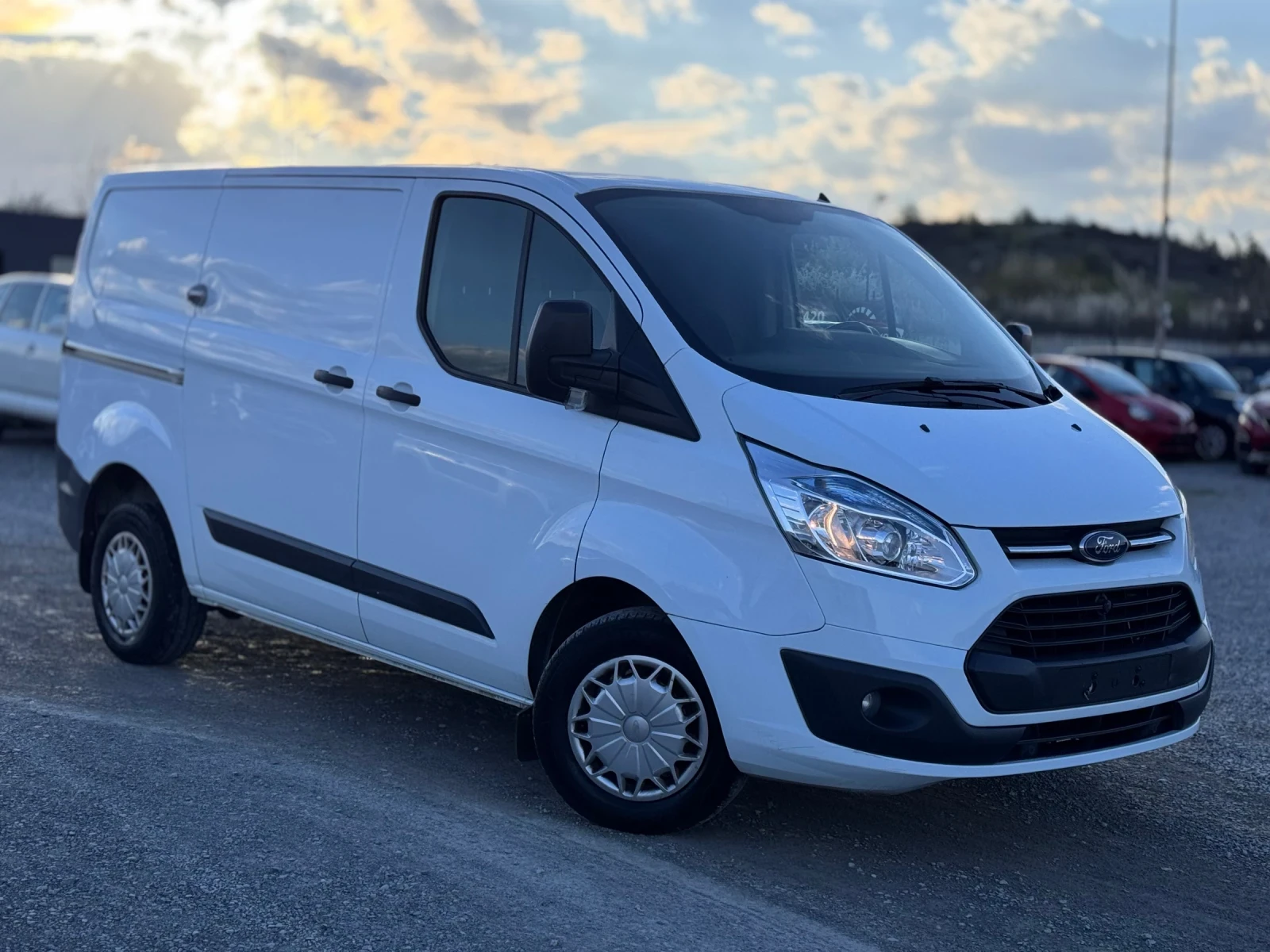 Ford Transit Custom, снимка 3 - Бусове и автобуси - 54421222