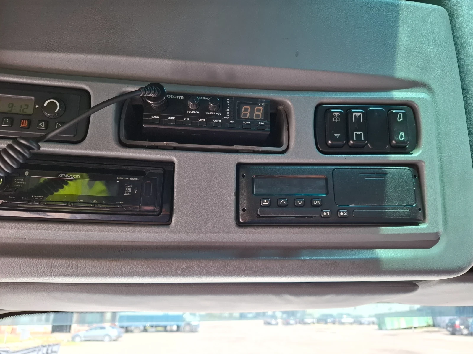 Mercedes-Benz Atego, снимка 11 - Камиони - 55124911