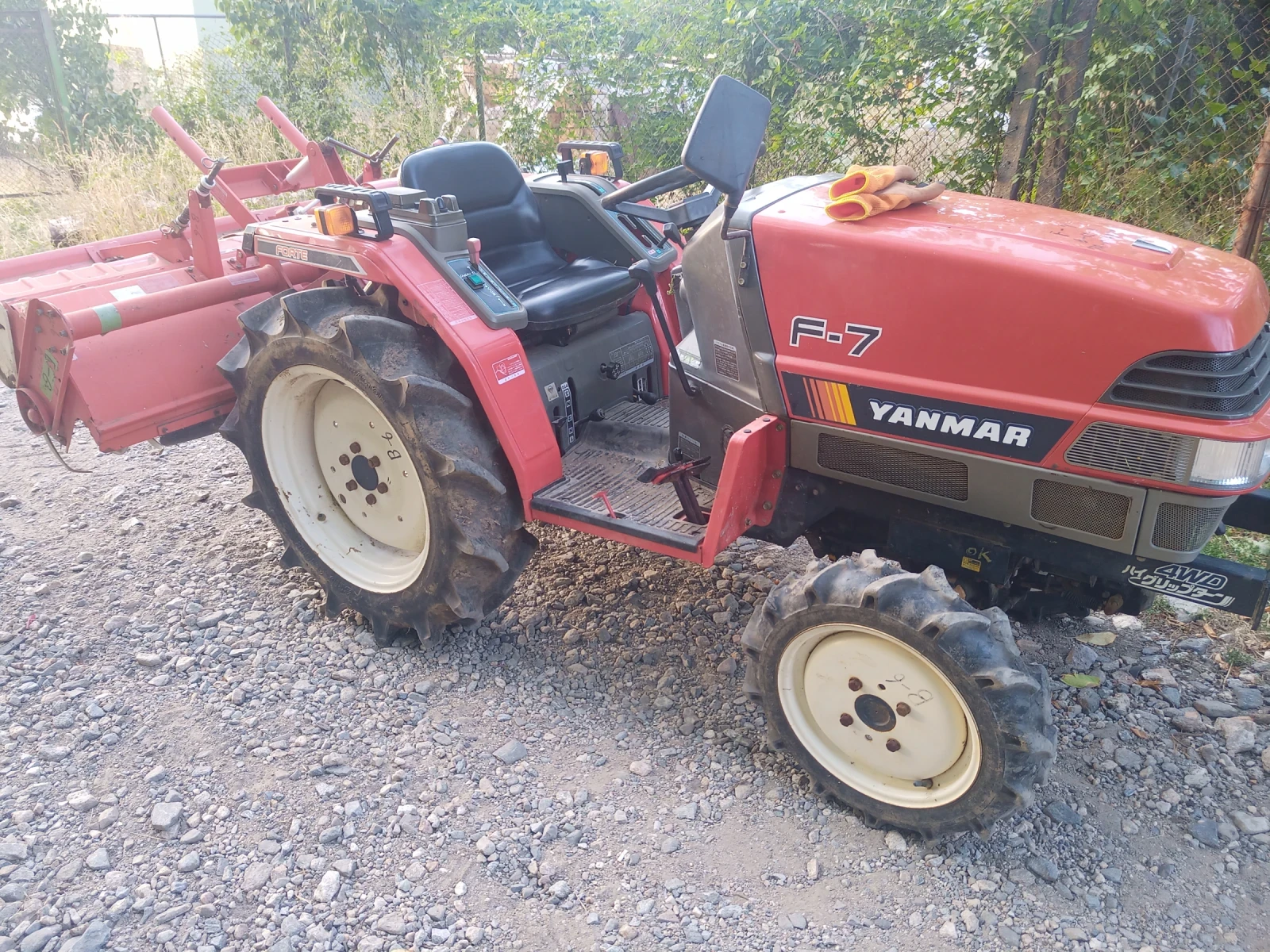 Трактор Yanmar F 7 , снимка 2 - Селскостопанска техника - 55619008