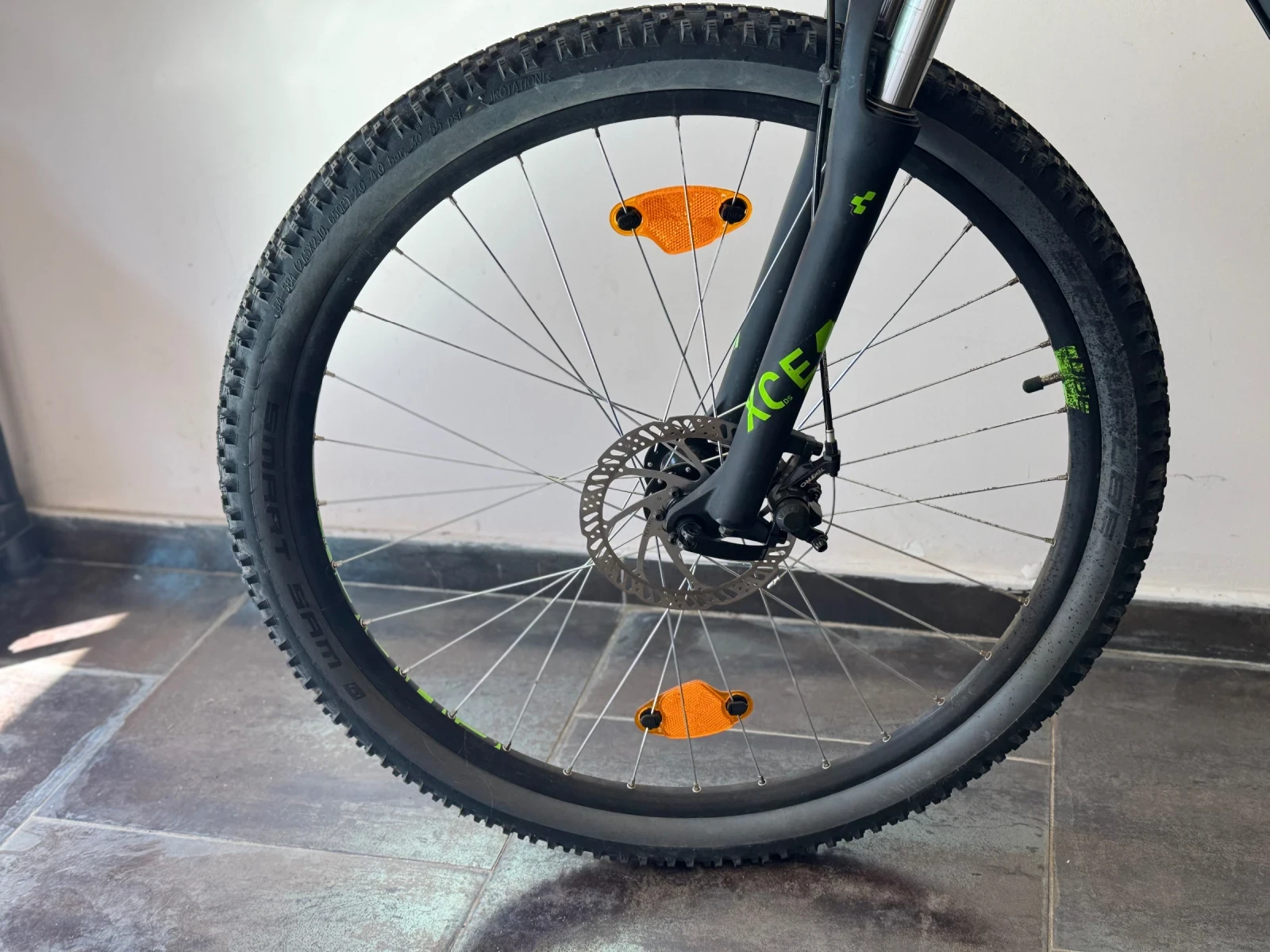  AIM L | Mobile.bg   6