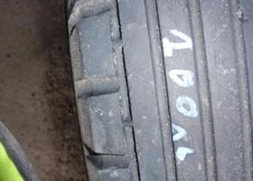 Гуми, снимка 2