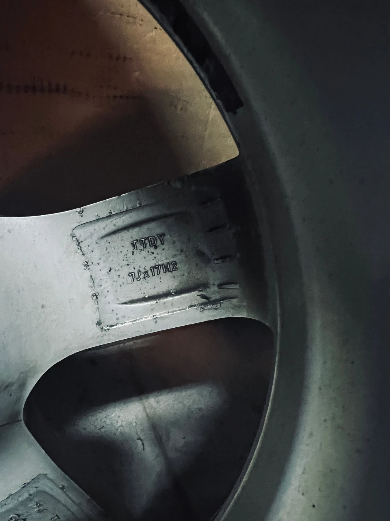 ���� � ������ 215/60R17 | Mobile.bg � ����������� 9