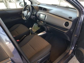 Toyota Yaris БЕНЗИН ИТАЛИЯ ОБСЛУЖЕНА , снимка 11