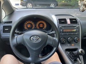 Toyota Auris 1.4VVTI, снимка 7