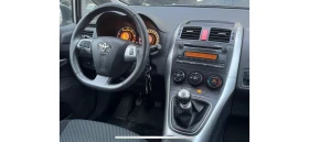 Toyota Auris 1.4 Д, снимка 4