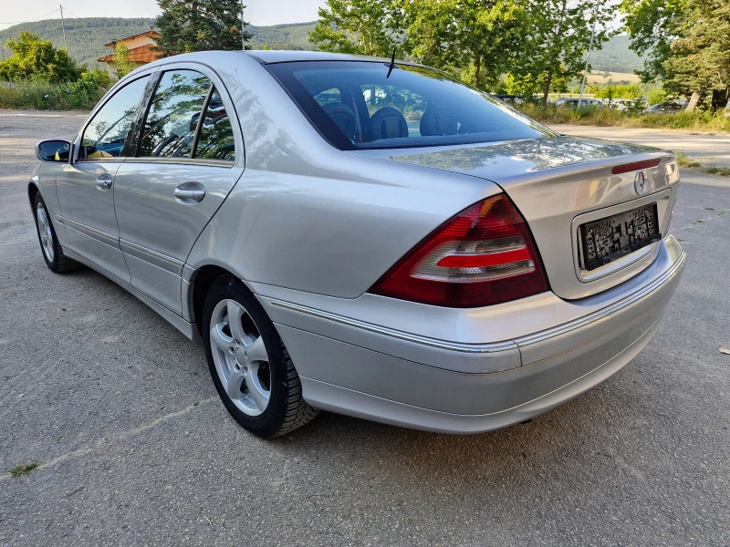 Mercedes-Benz C 180 143* AC* NAVI* КОЖА* FACE* F1, снимка 3 - Автомобили и джипове - 46563947