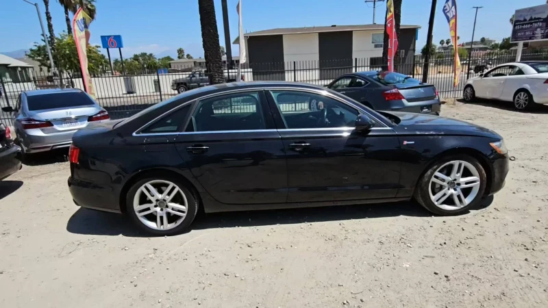 Audi A6 SUNROOF* CAMERA* MURTVA TOCHKA* KEYLESS* NAVI* , снимка 4 - Автомобили и джипове - 47177591