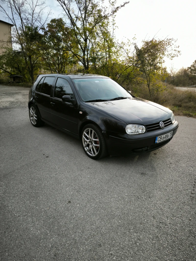 VW Golf 1.8Т, снимка 3 - Автомобили и джипове - 49518841