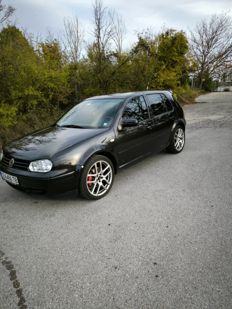 VW Golf 1.8Т, снимка 1 - Автомобили и джипове - 47542500