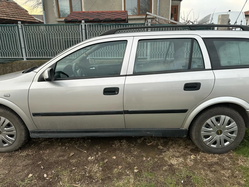 Opel Astra, снимка 3 - Автомобили и джипове - 48349189