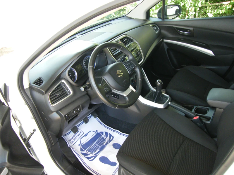 Suzuki SX4 S-Cross 1.0i EURO 6D, снимка 8 - Автомобили и джипове - 50964949