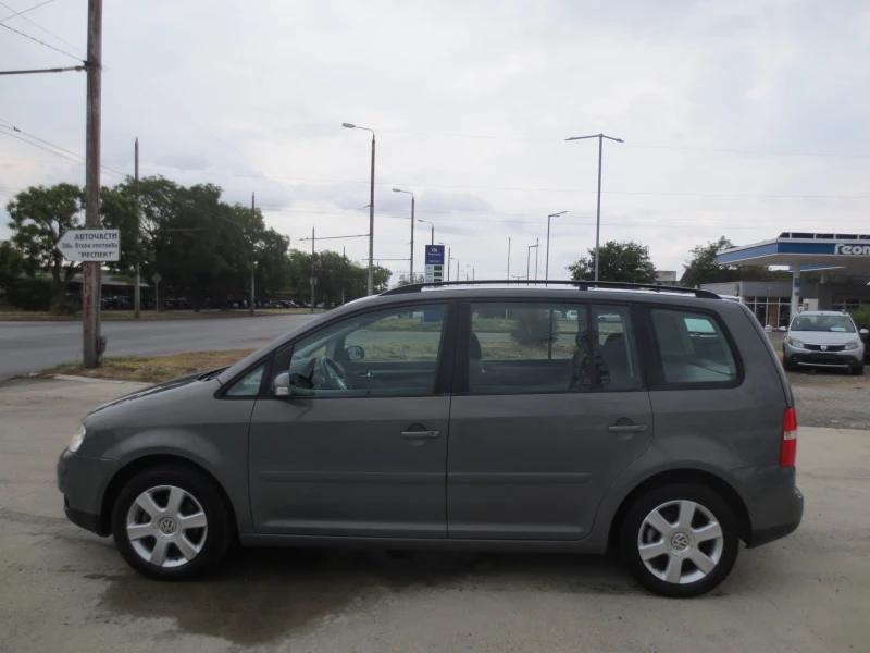 VW Touran 1.6 i * ГАЗ* , снимка 8 - Автомобили и джипове - 51414802