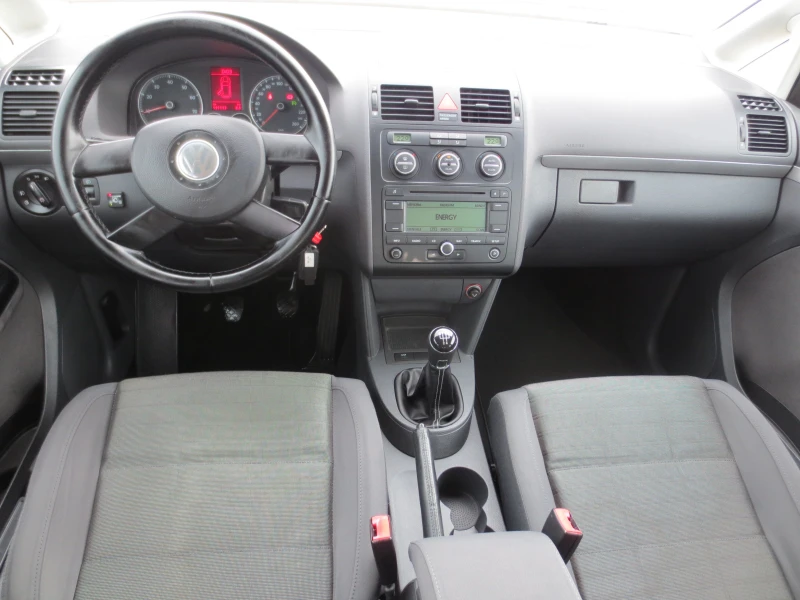 VW Touran 1.6 i * ГАЗ* , снимка 13 - Автомобили и джипове - 51414802