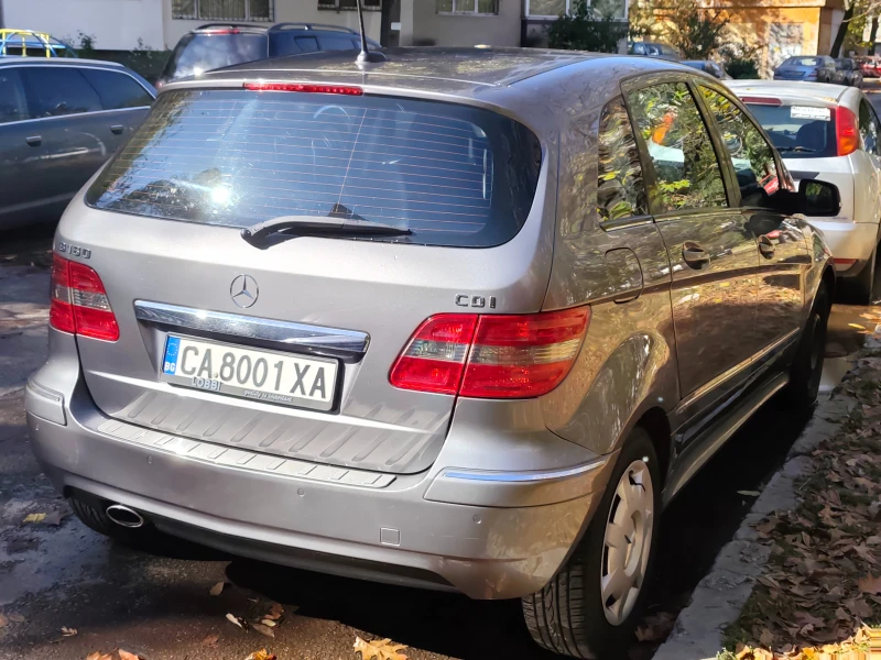 Mercedes-Benz B 180, снимка 4 - Автомобили и джипове - 52427064