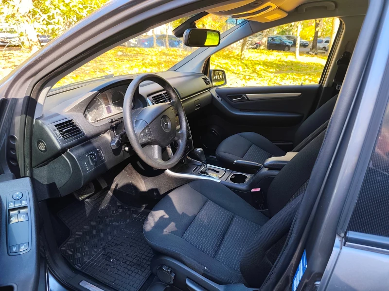 Mercedes-Benz B 180, снимка 7 - Автомобили и джипове - 52427064