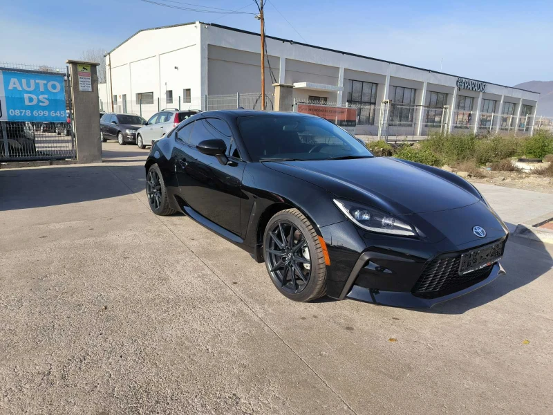 Toyota GR86 2.4i Premium Sport Performance Pack, снимка 3 - Автомобили и джипове - 52793858