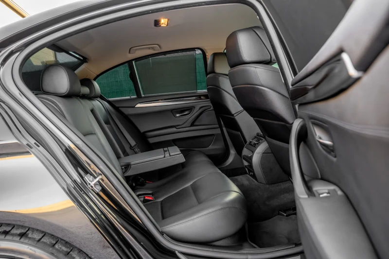 BMW 530 FULL MAX ACTIVE SOUND M PERFORMANCE , снимка 13 - Автомобили и джипове - 53059901