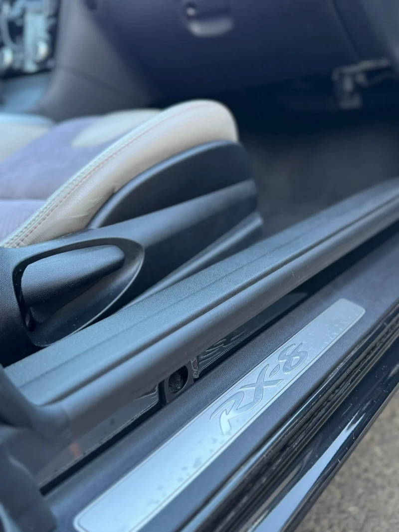 Mazda Rx-8 Renesis 192hp УНИКАТ, снимка 13 - Автомобили и джипове - 53094806