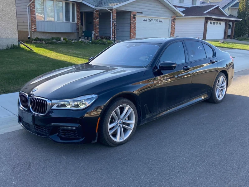 BMW 750 * * CARFAX * * АВТО КРЕДИТ * * 