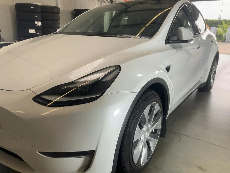 Tesla Model Y, снимка 2 - Автомобили и джипове - 54747768