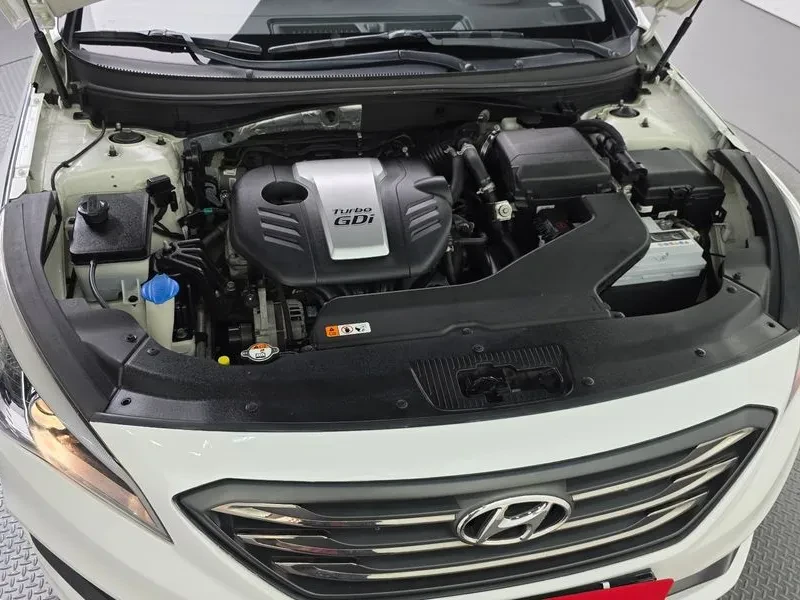 Hyundai Sonata 1.6T STYLE, снимка 6 - Автомобили и джипове - 56325317