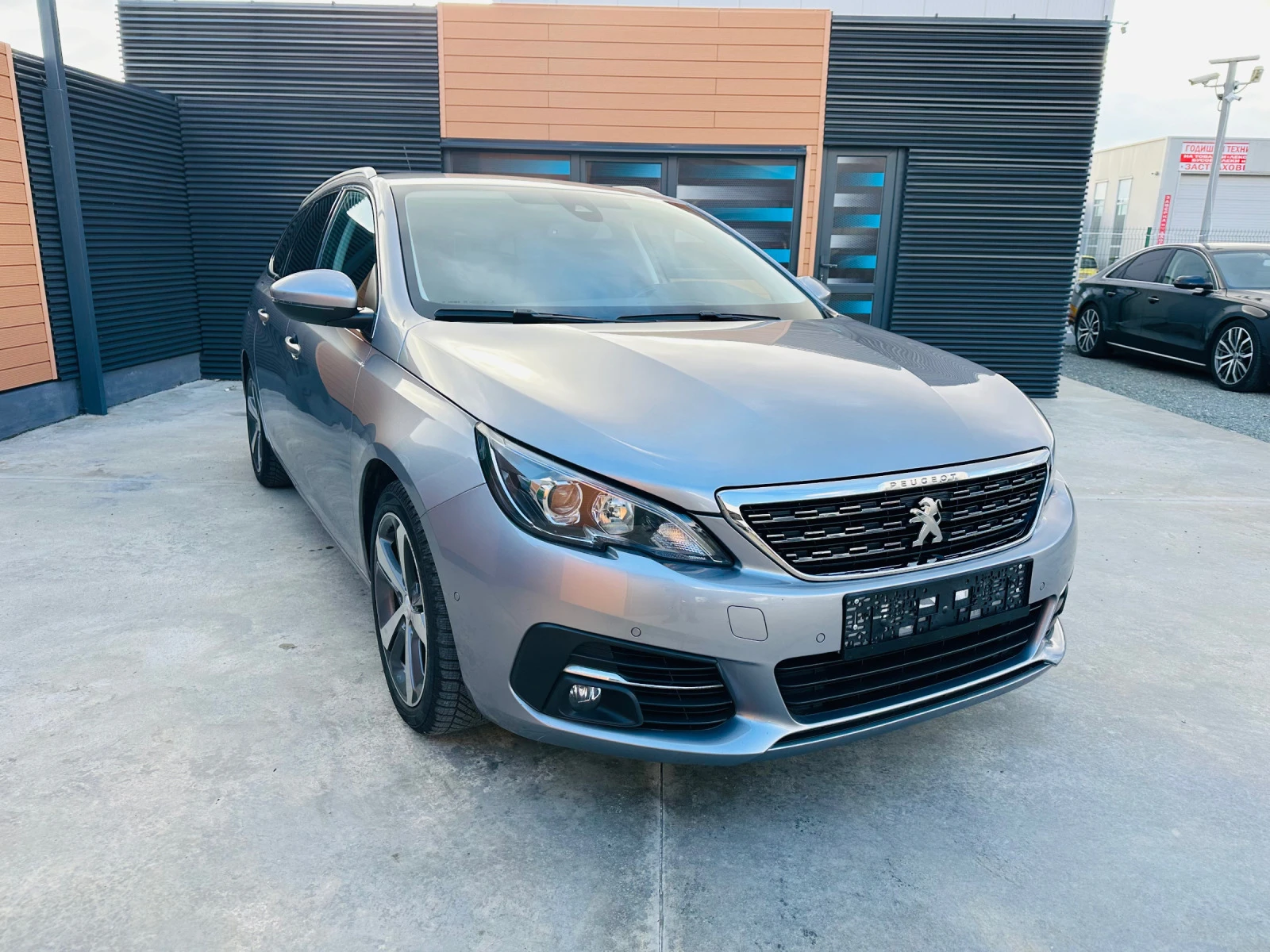 Peugeot 308 ALLURE/LED/NAVI/Camera - изображение 3