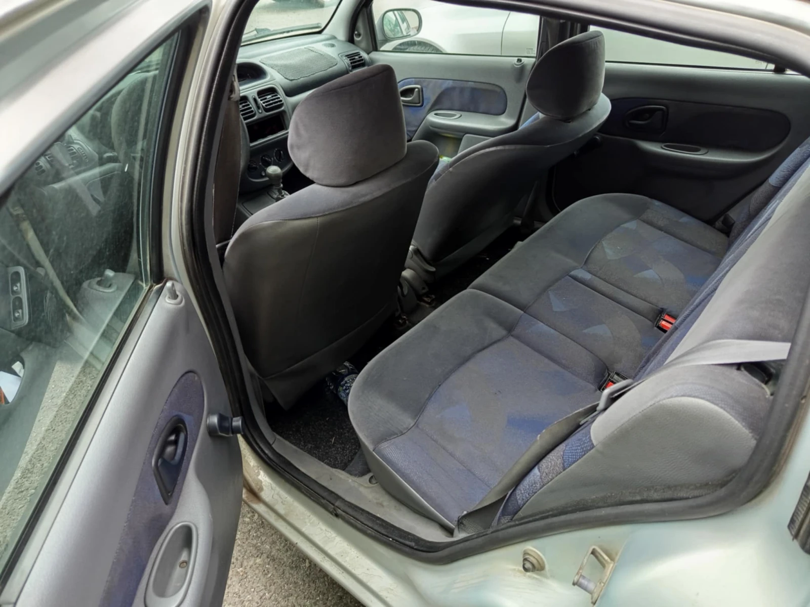Renault Clio 1.9D - изображение 7