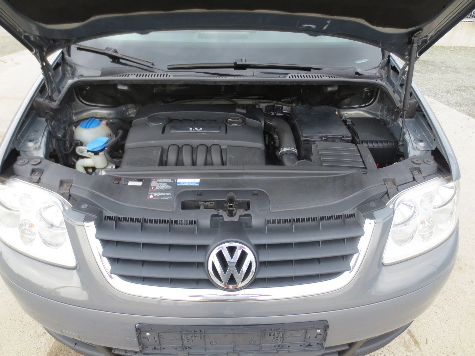 VW Touran 1.6 i * ГАЗ*  | Mobile.bg — изображение 17