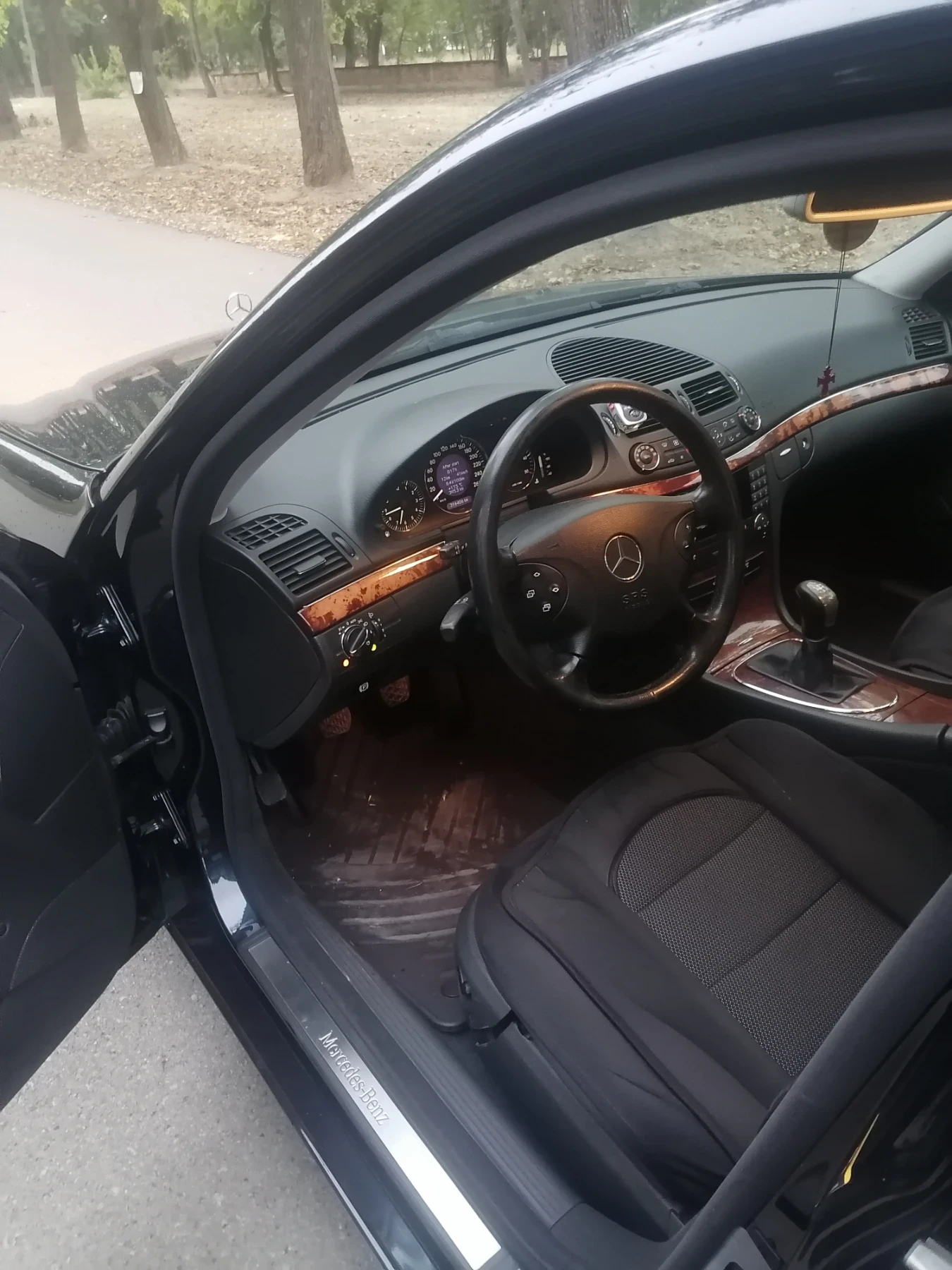 Mercedes-Benz E 220 2.2CDI - изображение 9