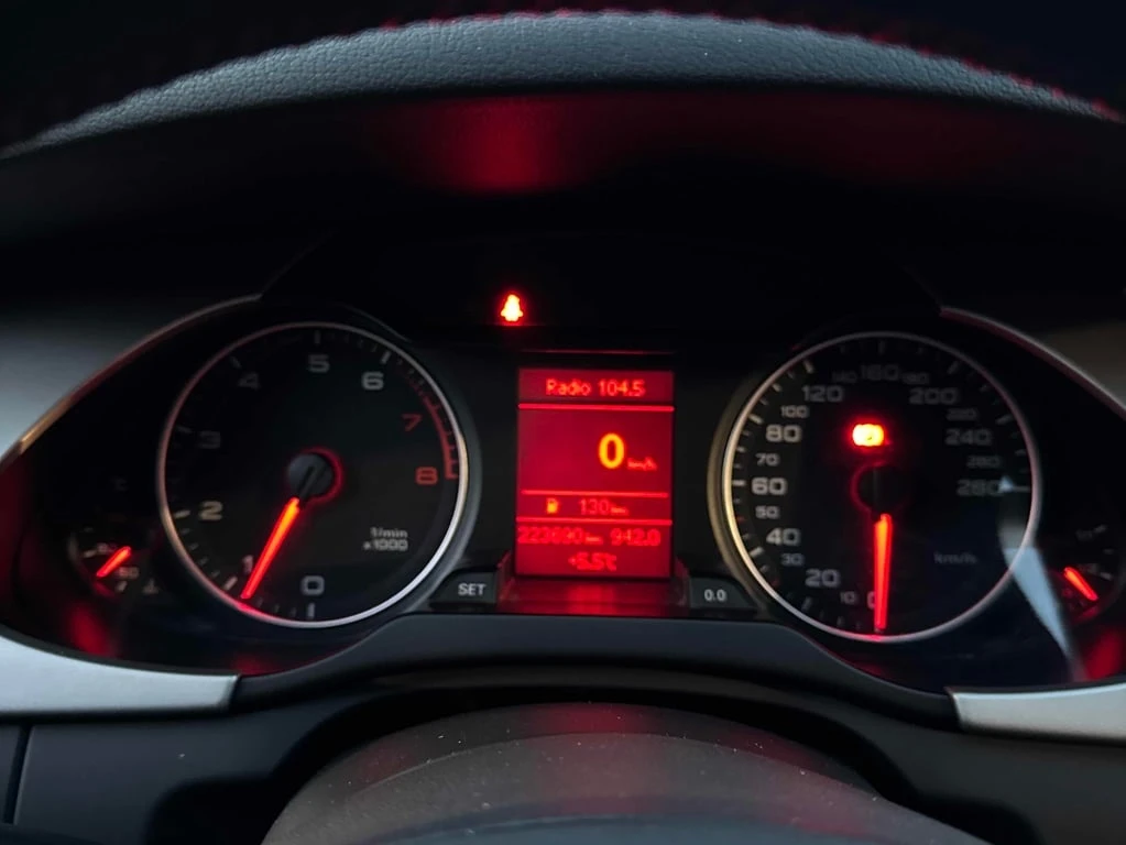 Audi A4 * 2.0T * CARFAX * ���� �� �� | Mobile.bg � ����������� 8