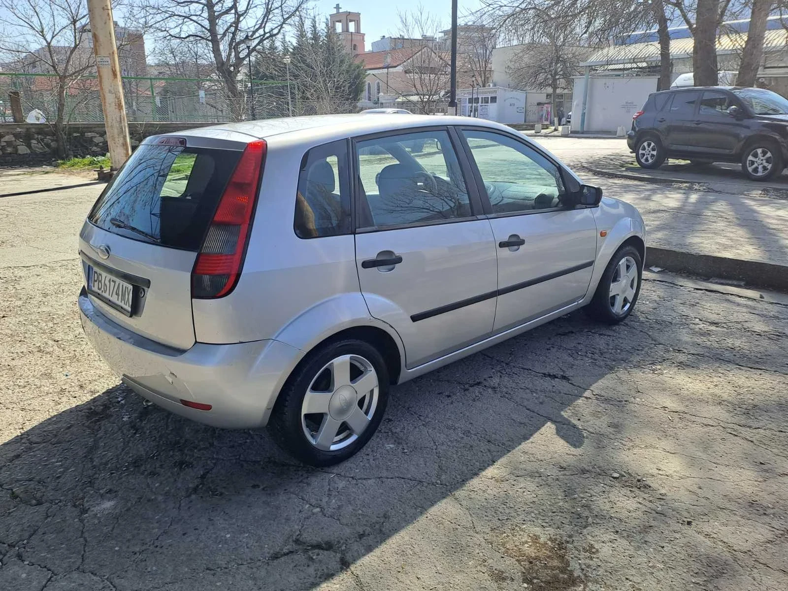 Ford Fiesta, снимка 5 - Автомобили и джипове - 53838975