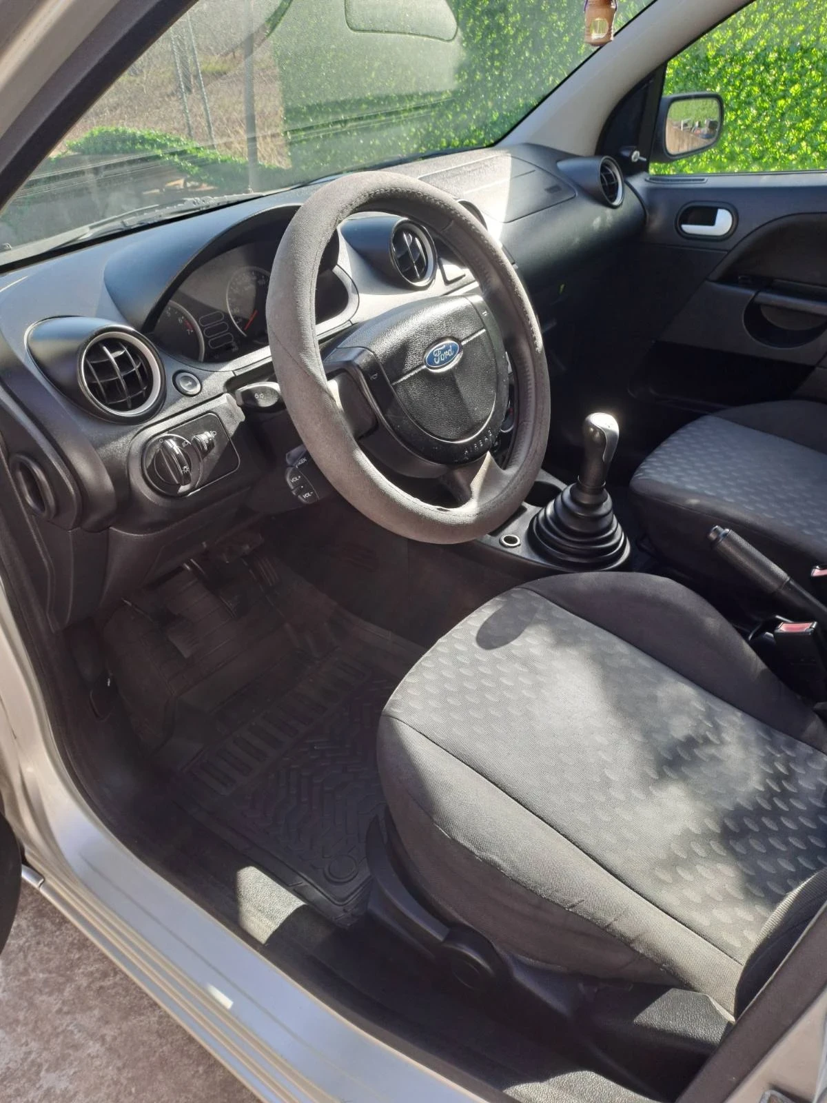 Ford Fiesta, снимка 8 - Автомобили и джипове - 53838975