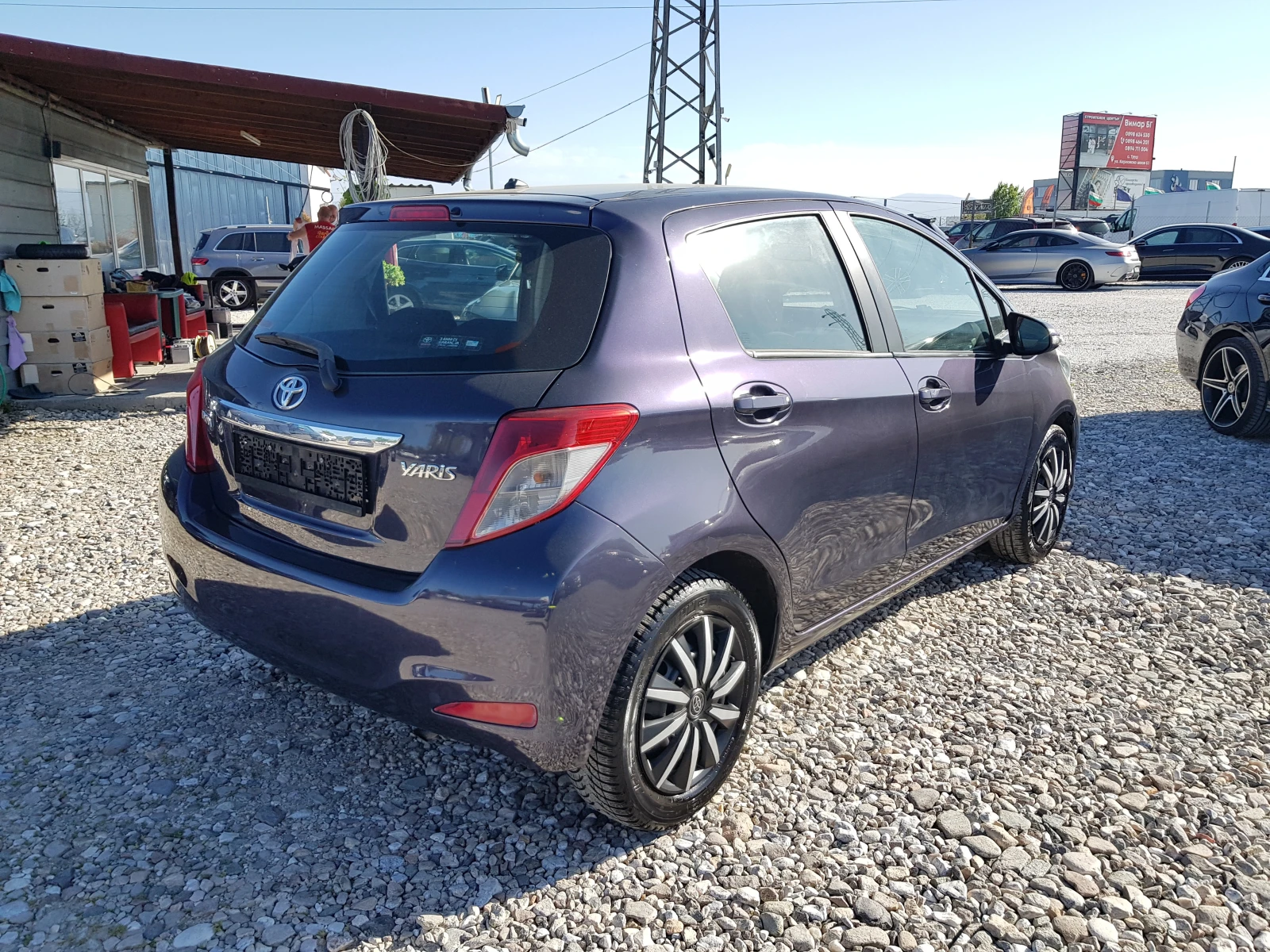 Toyota Yaris БЕНЗИН ИТАЛИЯ ОБСЛУЖЕНА , снимка 4 - Автомобили и джипове - 54337952